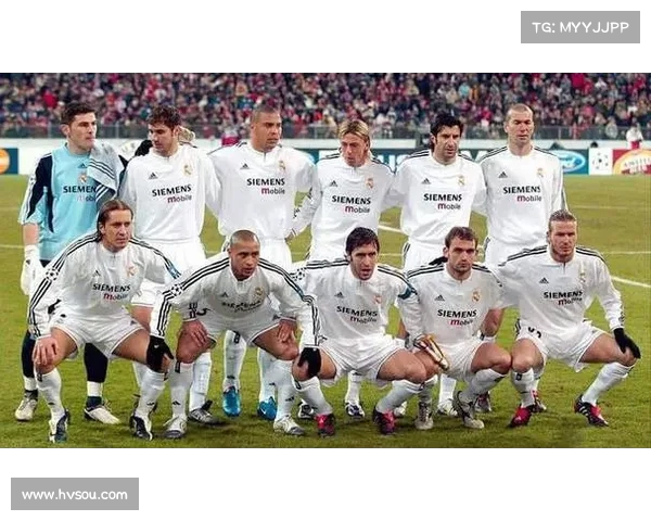 欧冠赛场必备装备解析 专业球员选择与技术创新全解析